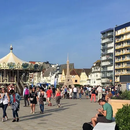 Suzon A 5 Minutes De La Plage